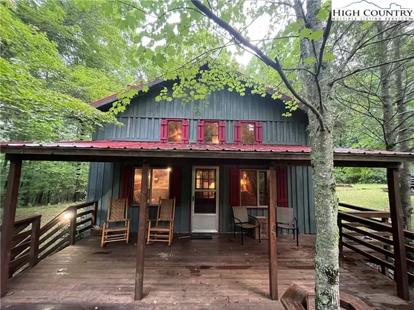 207 Sloan Lane, Newland, NC 28657
