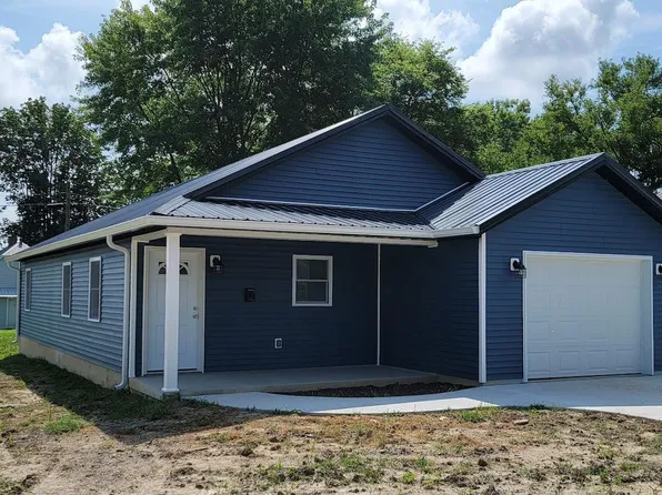 705 S Indiana St, Bicknell, IN 47512
