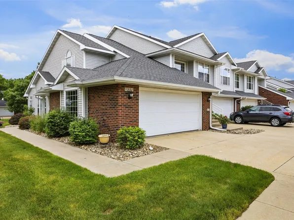 1221 Ahearn Dr NE, Cedar Rapids, IA 52402