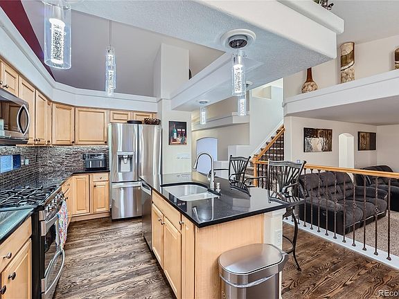 4th image of 20384 E 41st Avenue