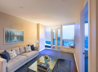 833 Seymour St #2, Vancouver, BC V6B 0G4