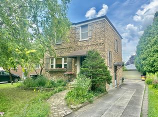 2218 Kensington Ave, Westchester, IL 60154