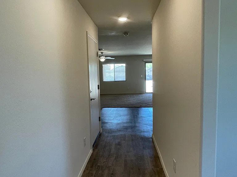 2565 N Agave Ln — Photo 4