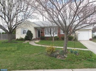 12 Surrey Ct, Cherry Hill, NJ 08034