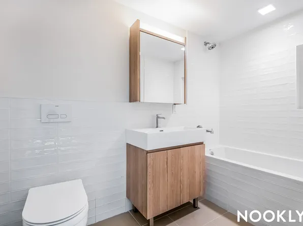 619 Throop Avenue image 3 of 40