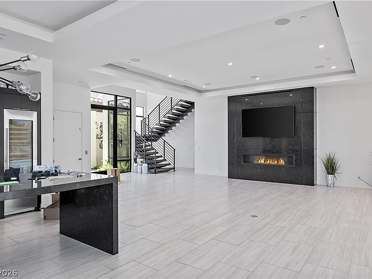 22 Via Siena Pl — Photo 4