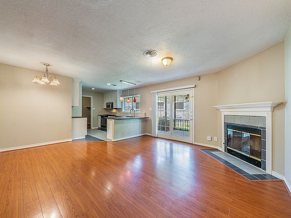 4th image of 2004 Teakwood Dr