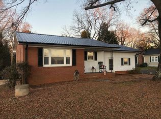 7402 Friendship Ledford Rd, Winston Salem, NC 27107