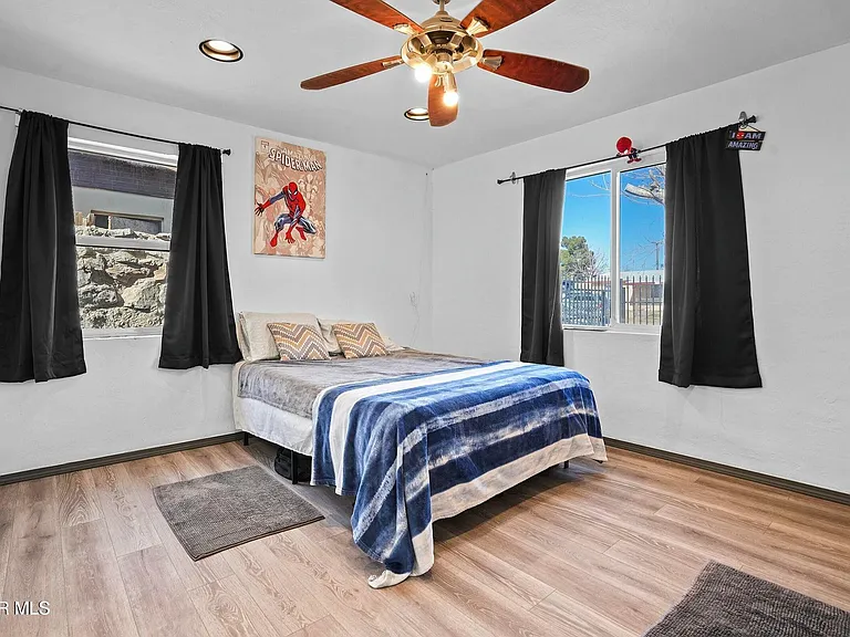 4728 Sierra Madre Dr — Photo 14