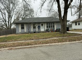 409 Vermont St, Pleasant Hill, MO 64080