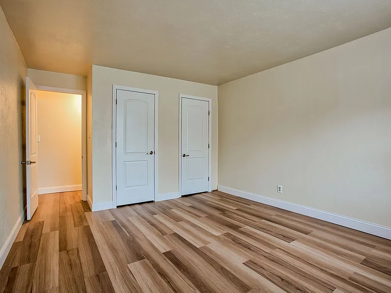SDK Lodi Apartments — Photo 28
