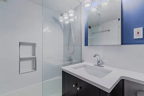 Rented by Keller Williams NYC | media 14