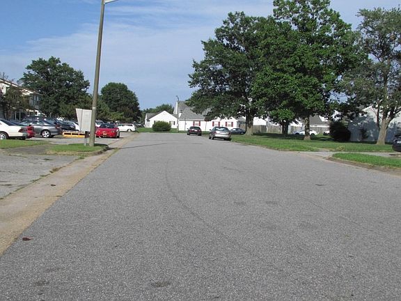 5th image of 3626 Sylvan Ln
