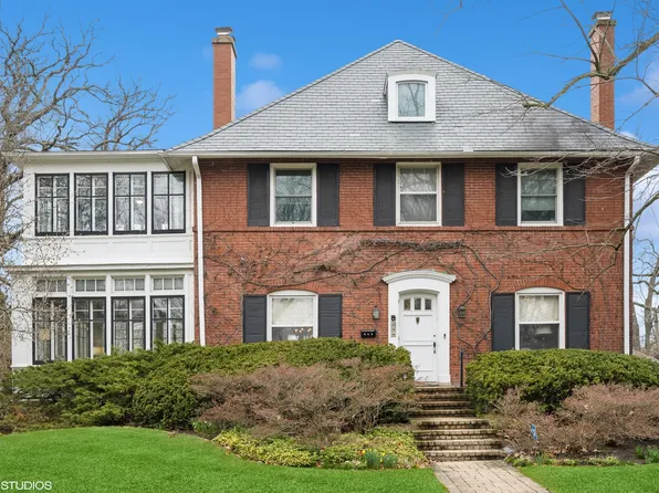 207 Hazel Ave, Highland Park, IL 60035