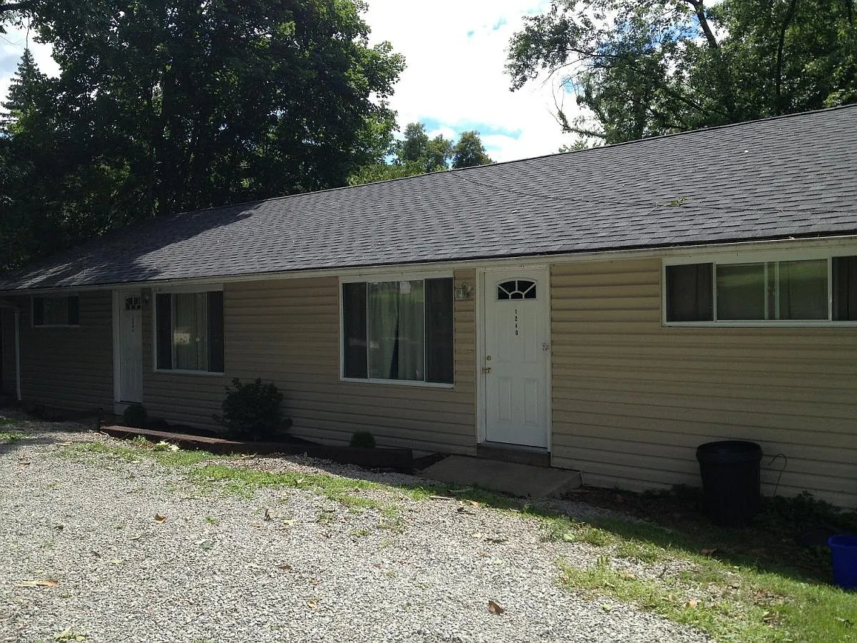 1244 Clay Pike photo 1
