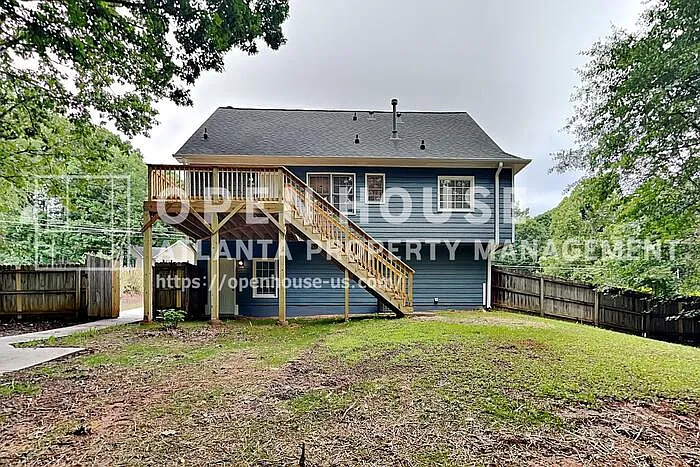 210 Austin Dr — Photo 18