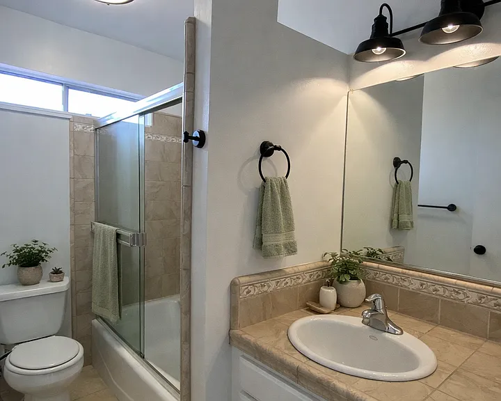534-536 Joaquin Dr — Photo 7