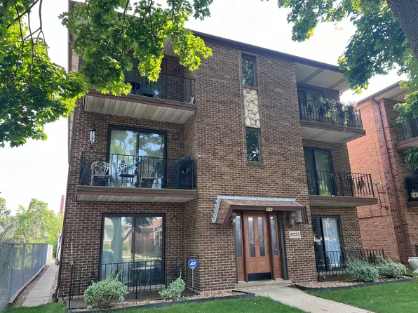 6525 W 64th Pl APT 3E, Chicago, IL 60638