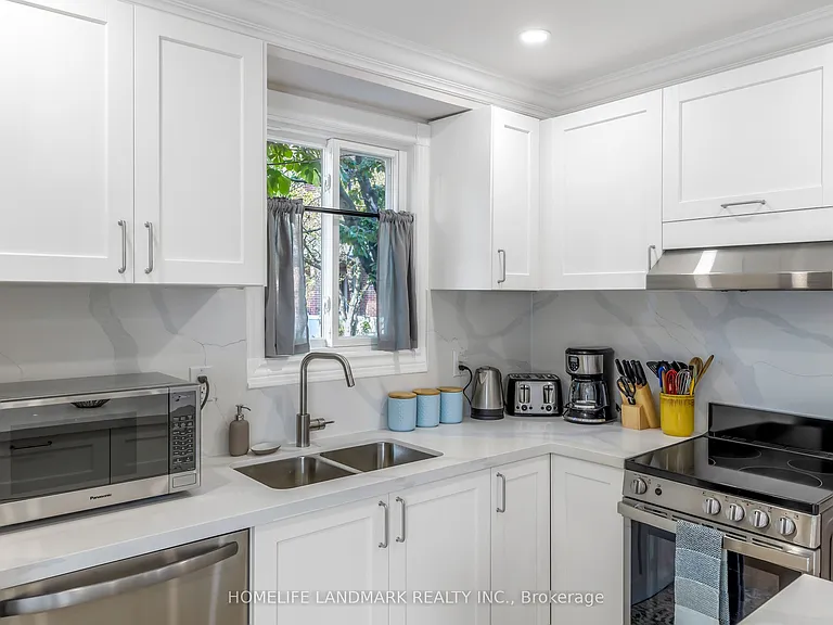 34 Ringley Ave — Photo 12
