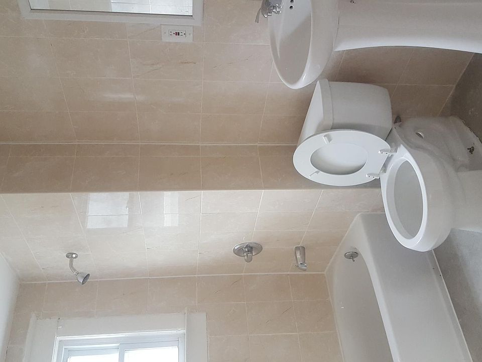 2nd image of 345 Riverside Dr #1