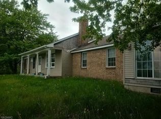 41 Sanford Rd, Stockton, NJ 08559