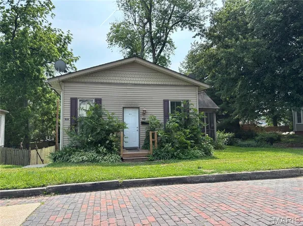 202 Wabash Ave, Belleville, IL 62220