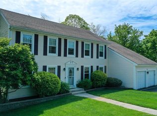 46 Tavern Cir, Middletown, CT 06457