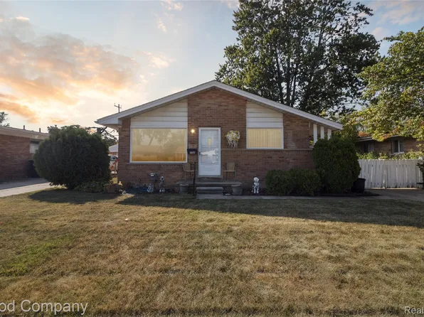 754 Alvin St, Westland, MI 48186