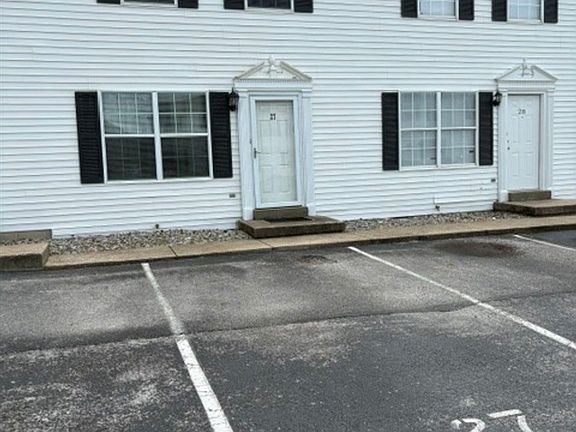 2nd image of 455 Three Springs Rd APT 27
