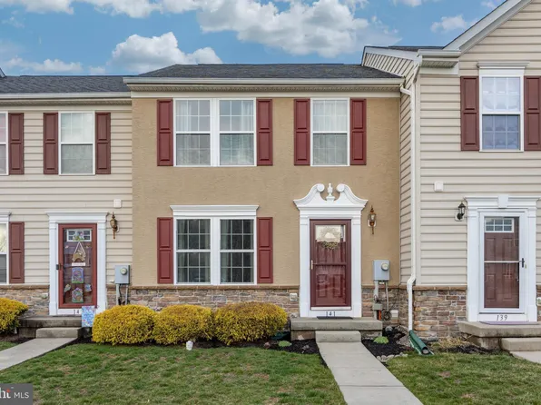 141 Sandpiper Ct, Gilbertsville, PA 19525