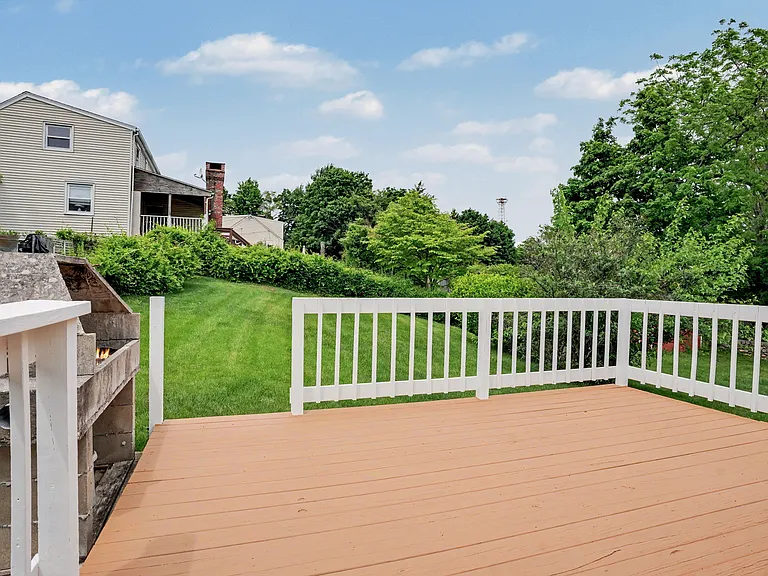 42 County St — Photo 12