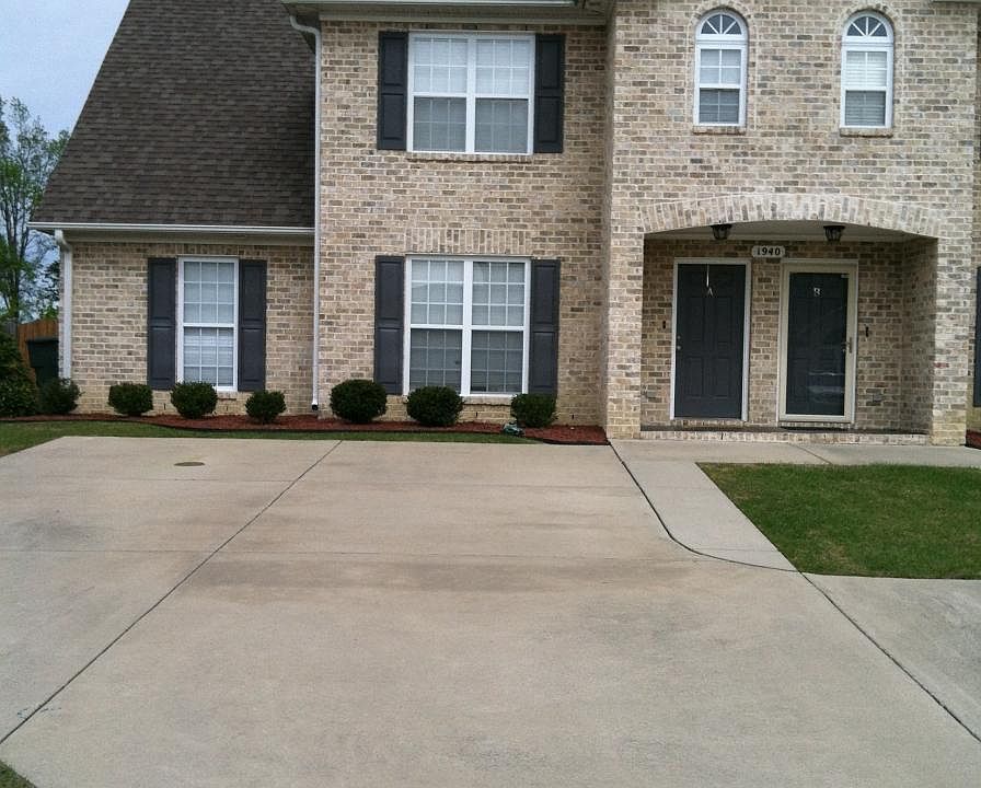 Brook Hollow Rental