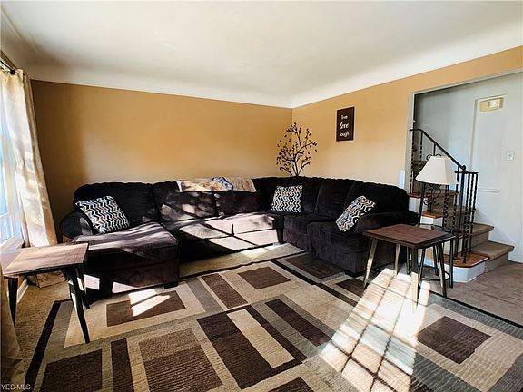 4th image of 27281 Fullerwood Dr