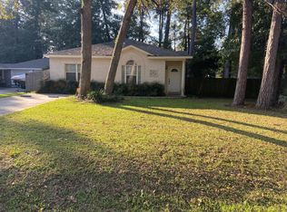 92 Tupelo Ln, Conroe, TX 77304