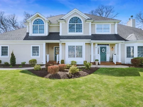 8 Cranberry Court, Cortlandt Manor, NY 10567