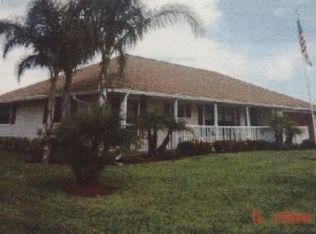 1102 W Weatherbee Rd, Fort Pierce, FL 34982