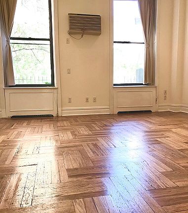 3rd image of 849 Lexington Ave #3FF