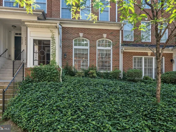 4454 Beacon Grove Cir #A-607a, Fairfax, VA 22033