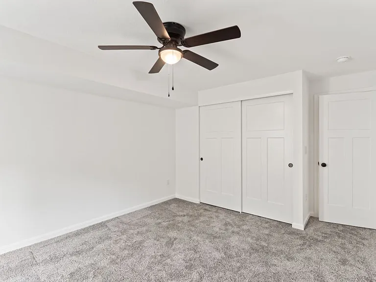 10046 Windcrest Farms Ln — Photo 29