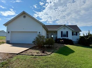 9815 County Ln #190, Carthage, MO 64836