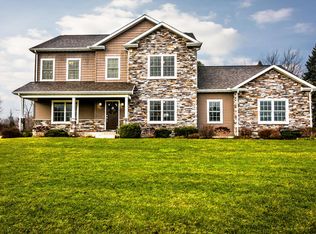 3770 Derry Dr, Saint Joseph, MI 49085