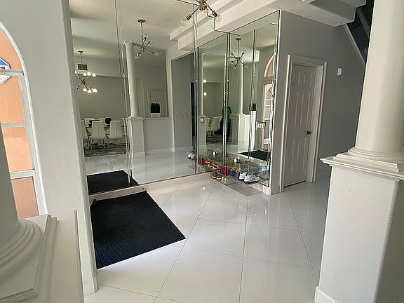 5th image of 1628 Lago Vista Blvd