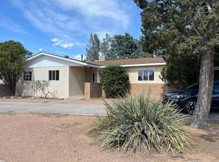 1700 Hermosa Dr NE, Albuquerque, NM 87110