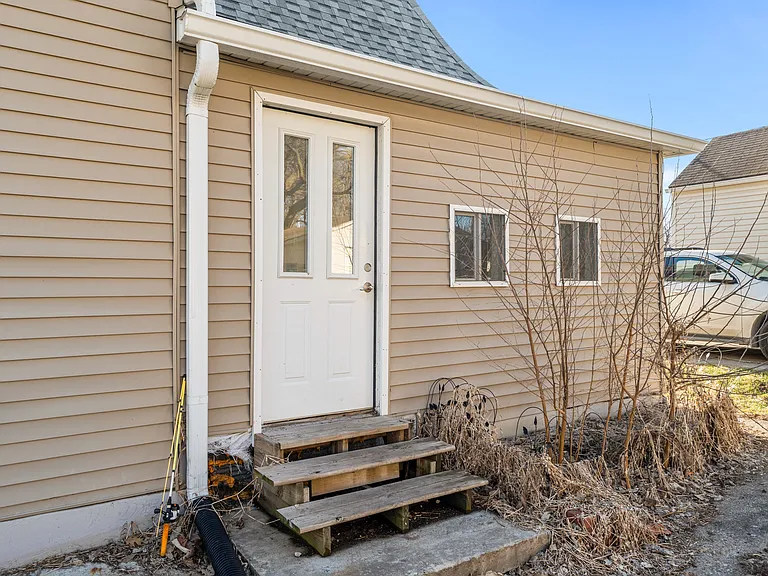 909 Hubbel St #2 — Photo 5