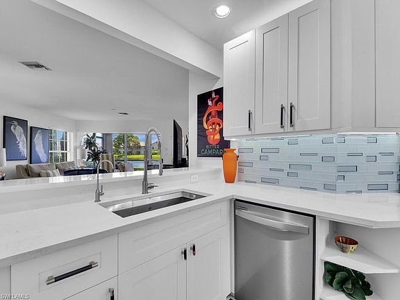 4th image of 13141 Hamilton Harbour Dr #1