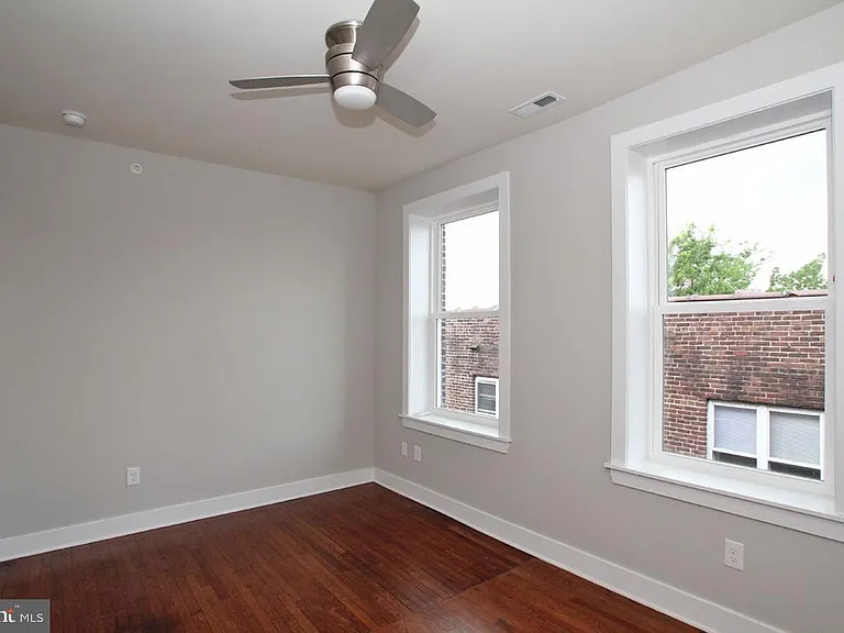 400 S 45th St #4D — Photo 7