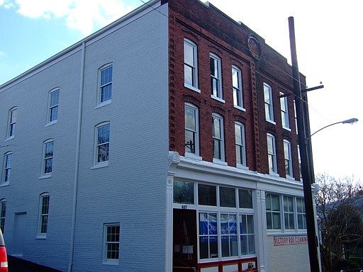 1st image of 407 S Cherry St APT 303