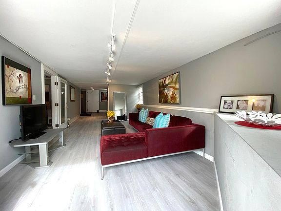 2nd image of 833 San Jose Ave #B