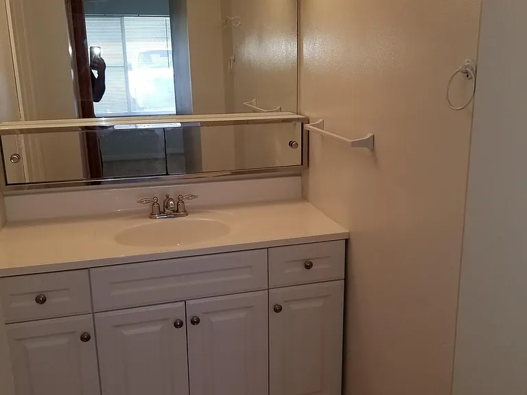 2601 Boundbrook Blvd #104 — Photo 15