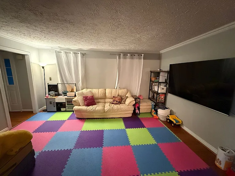 127 Pilgrim Cv — Photo 12